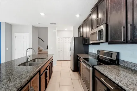 1617 Mohegan Boulevard Kissimmee FL 34744