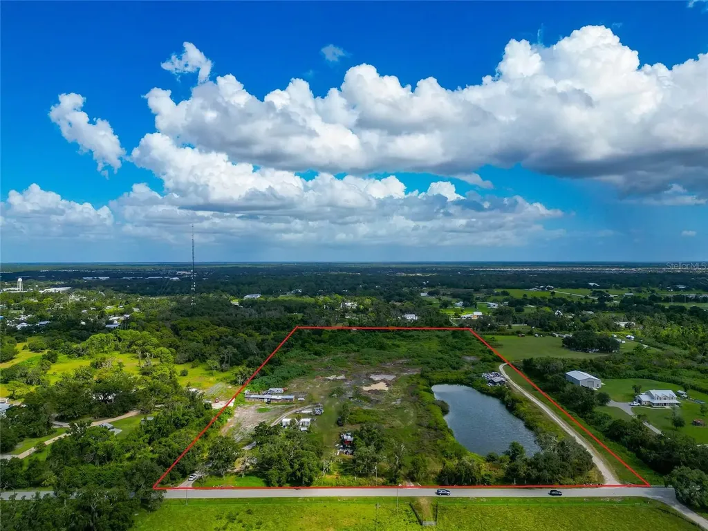 301 East Road Sarasota FL 34240