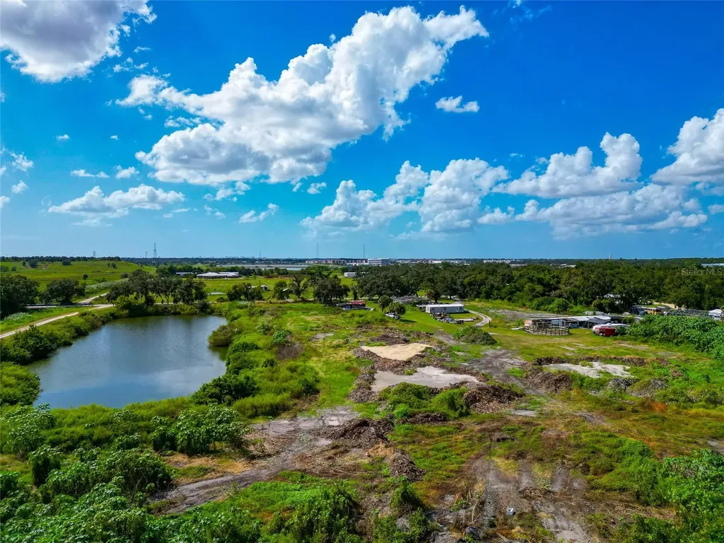 301 East Road Sarasota FL 34240