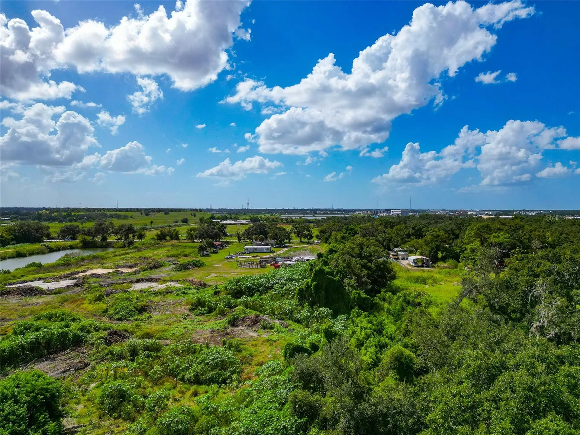 301 East Road Sarasota FL 34240
