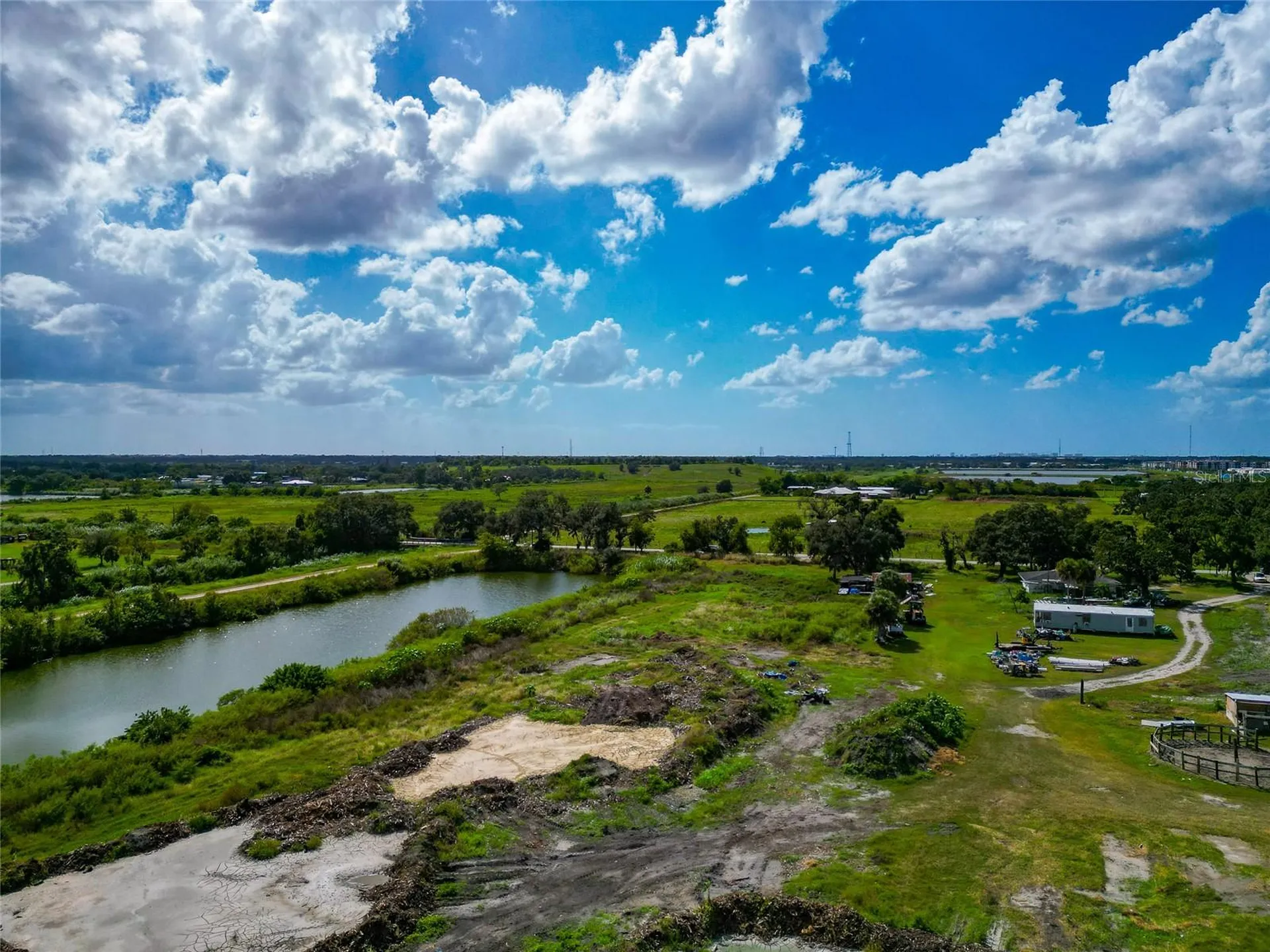 301 East Road Sarasota FL 34240