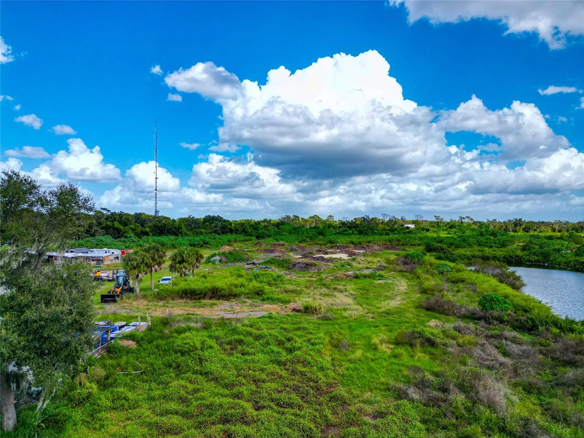 301 East Road Sarasota FL 34240