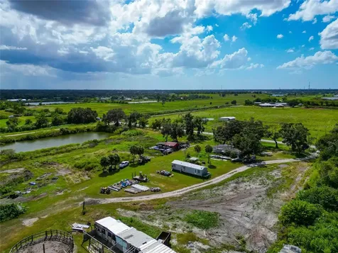 301 East Road Sarasota FL 34240