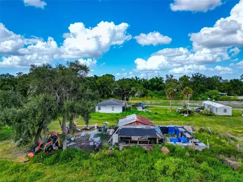 301 East Road Sarasota FL 34240