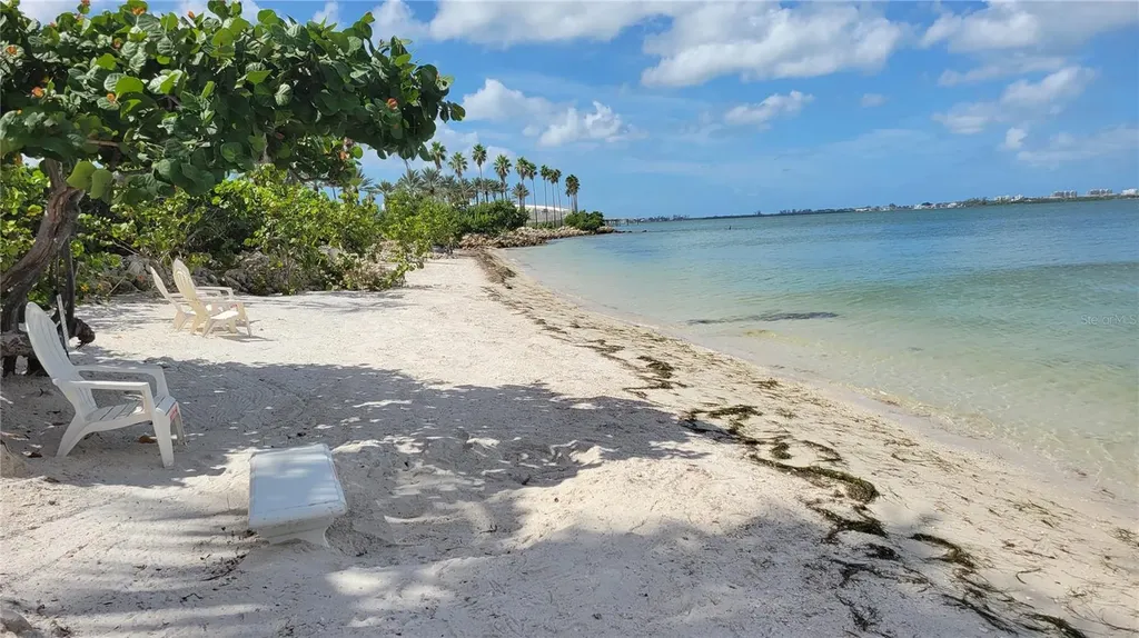 11 Sunset Drive Sarasota FL 34236