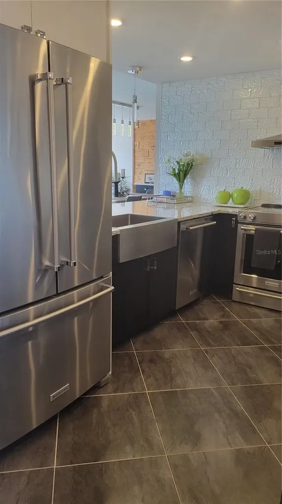 11 Sunset Drive Sarasota FL 34236