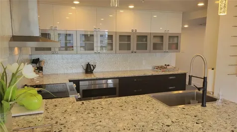 11 Sunset Drive Sarasota FL 34236