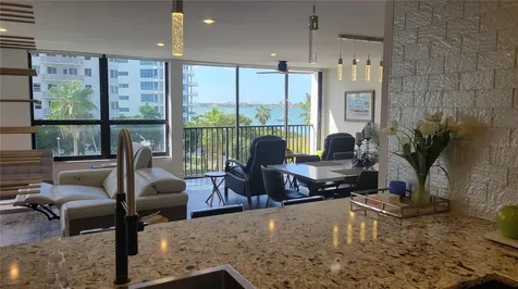 11 Sunset Drive Sarasota FL 34236