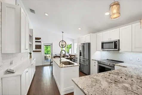 710 Hancock Avenue Sarasota FL 34232