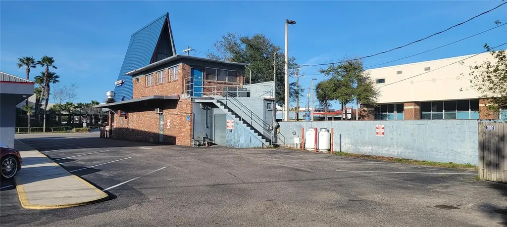 747 W International Speedway Boulevard Daytona Beach FL 32114