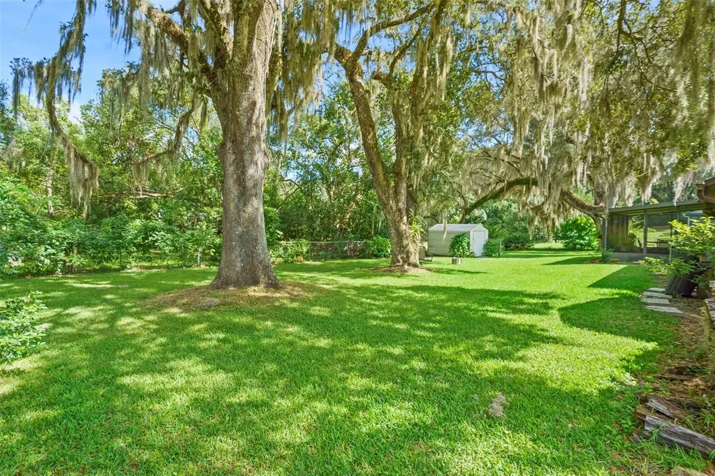 1795 Ridgewood Street Deland FL 32720