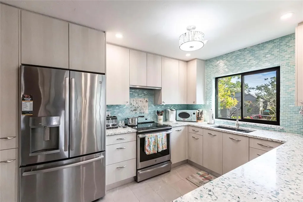 1611 Clower Creek Drive Sarasota FL 34231