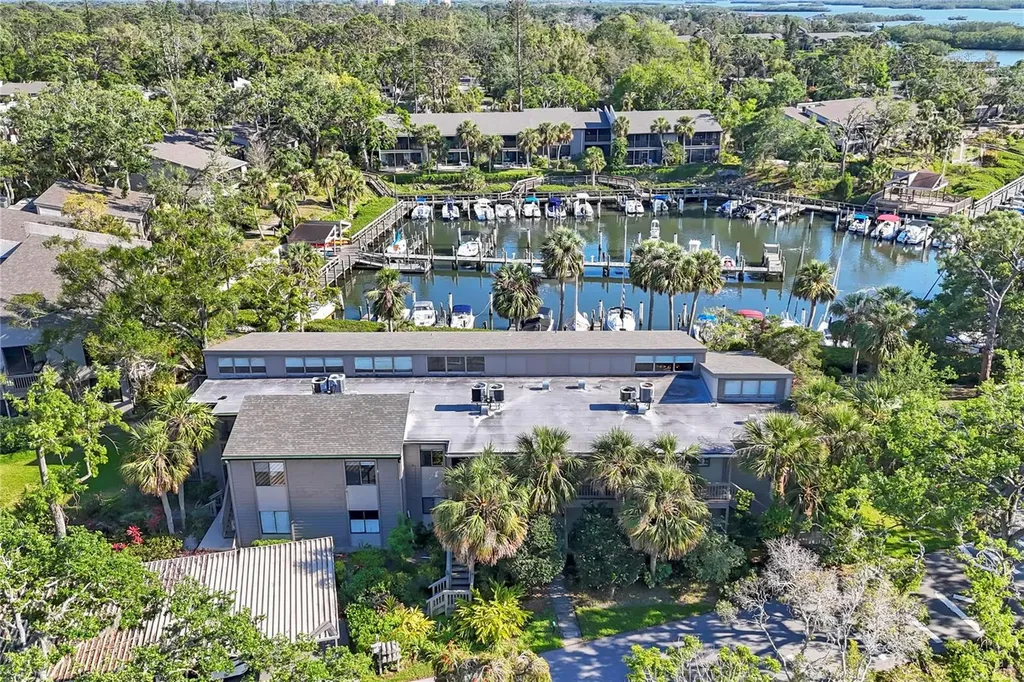 1611 Clower Creek Drive Sarasota FL 34231