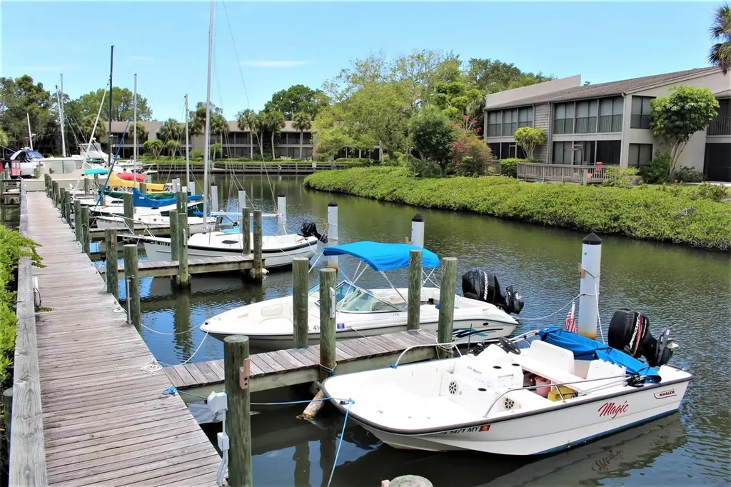1611 Clower Creek Drive Sarasota FL 34231