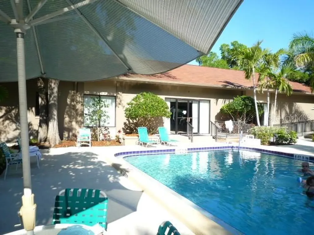 1611 Clower Creek Drive Sarasota FL 34231