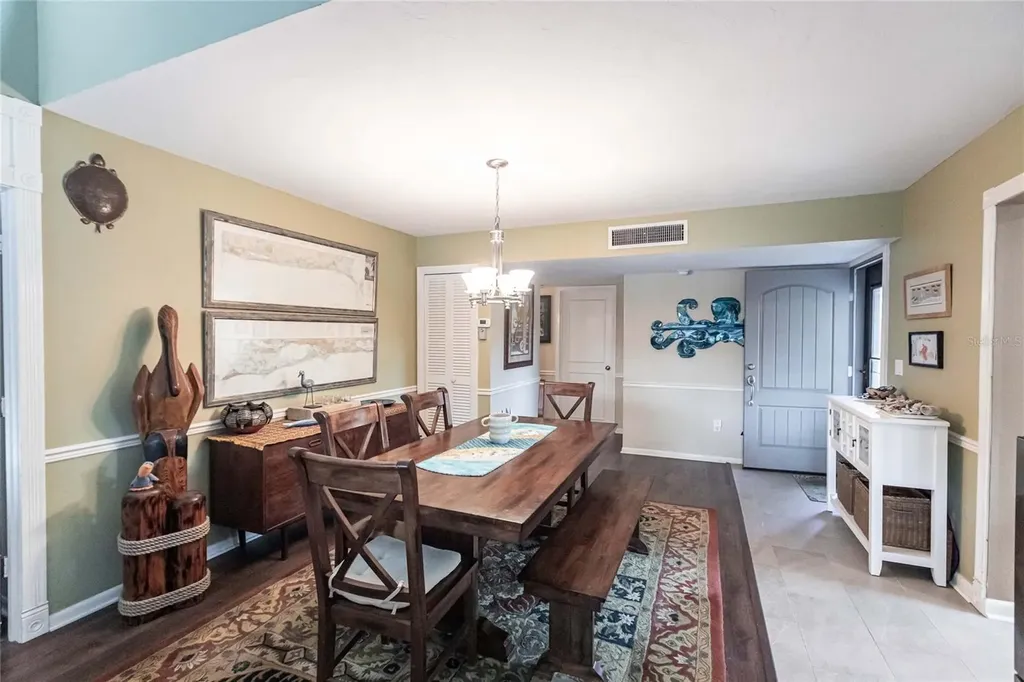 1611 Clower Creek Drive Sarasota FL 34231