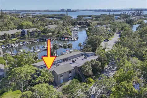 1611 Clower Creek Drive Sarasota FL 34231