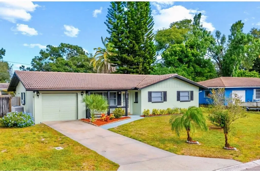 1073 Kenwood Drive Dunedin FL 34698