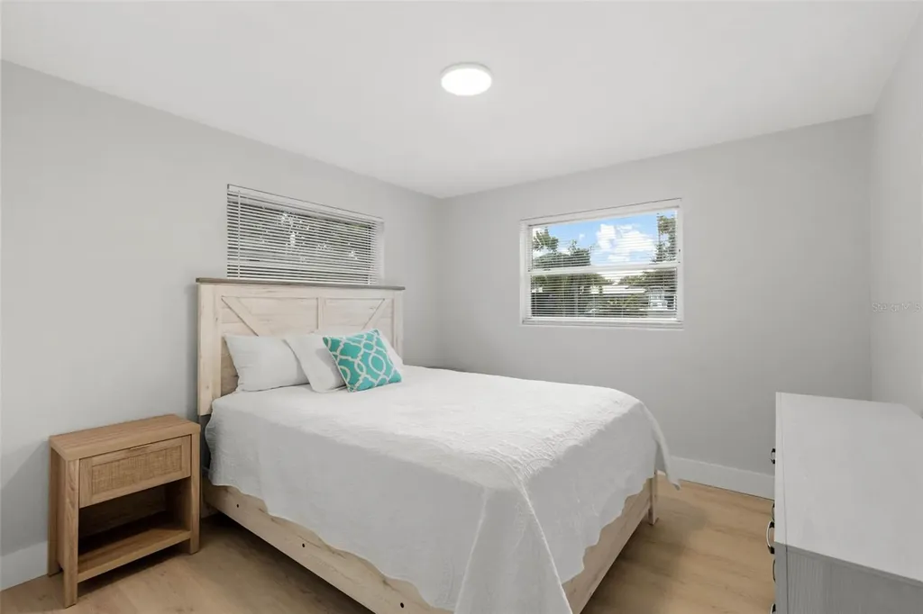 1073 Kenwood Drive Dunedin FL 34698
