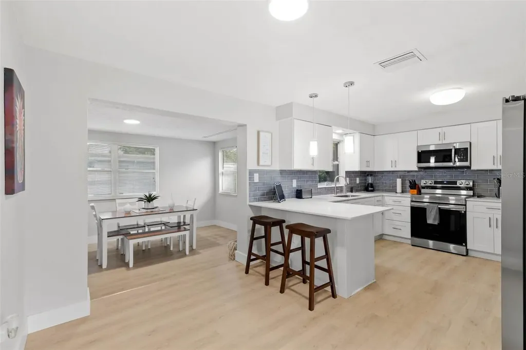 1073 Kenwood Drive Dunedin FL 34698