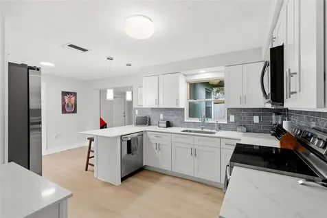 1073 Kenwood Drive Dunedin FL 34698