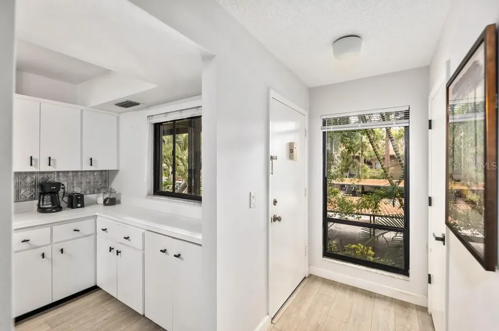 1711 Pelican Cove Road Sarasota FL 34231