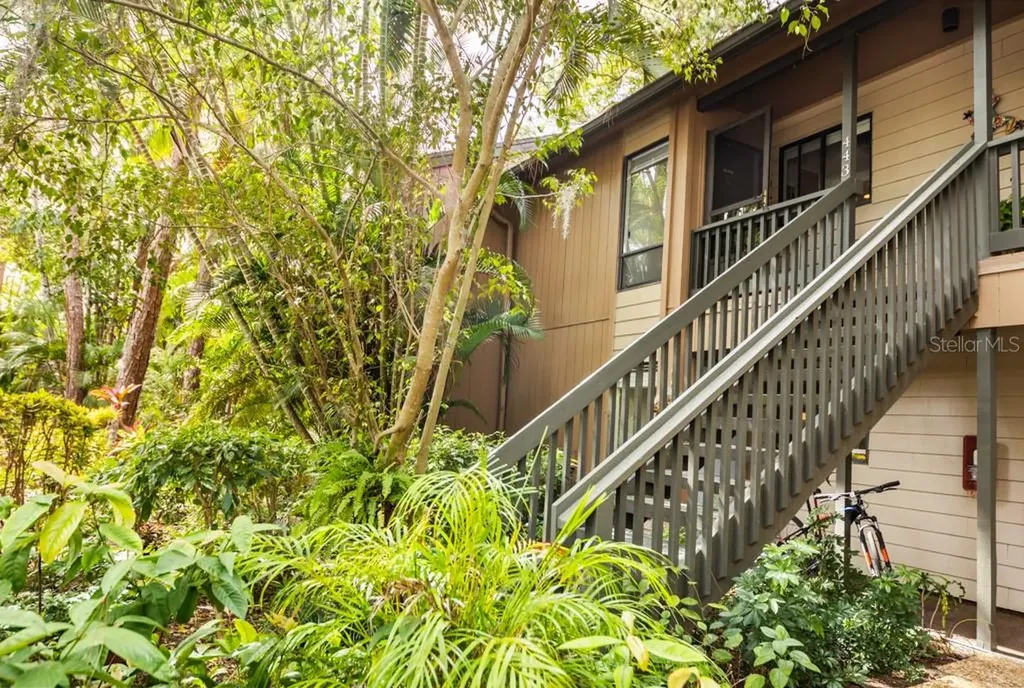 1711 Pelican Cove Road Sarasota FL 34231