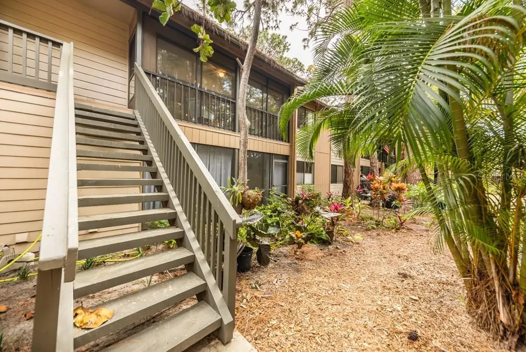 1711 Pelican Cove Road Sarasota FL 34231