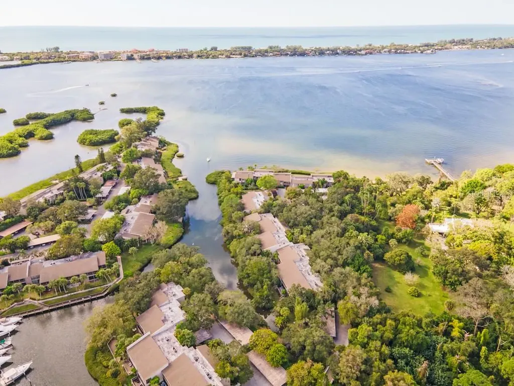 1711 Pelican Cove Road Sarasota FL 34231