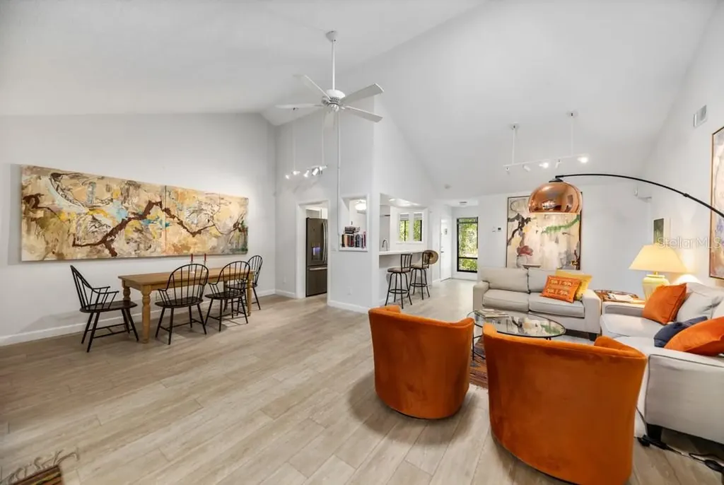 1711 Pelican Cove Road Sarasota FL 34231