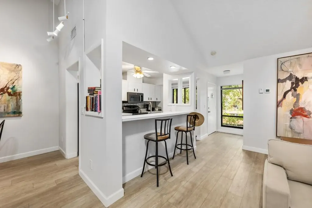 1711 Pelican Cove Road Sarasota FL 34231