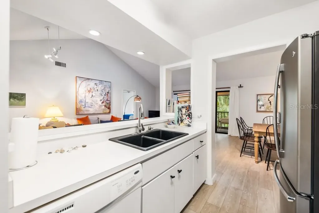 1711 Pelican Cove Road Sarasota FL 34231