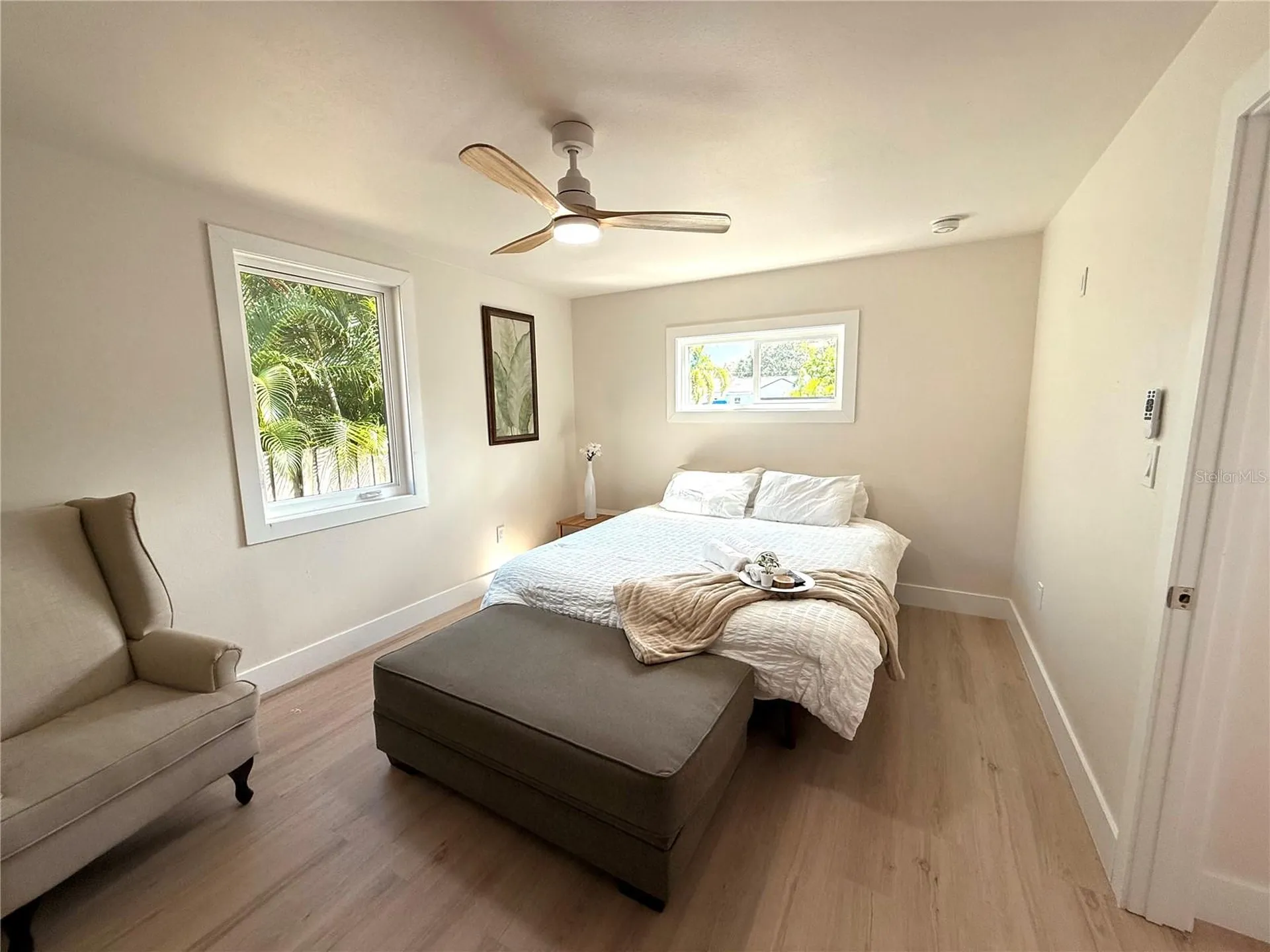 400 38th Avenue NE St Petersburg FL 33704