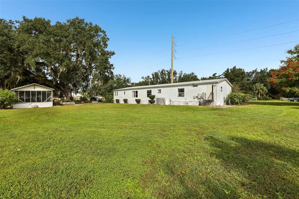 1832 Jones Drive Leesburg FL 34748