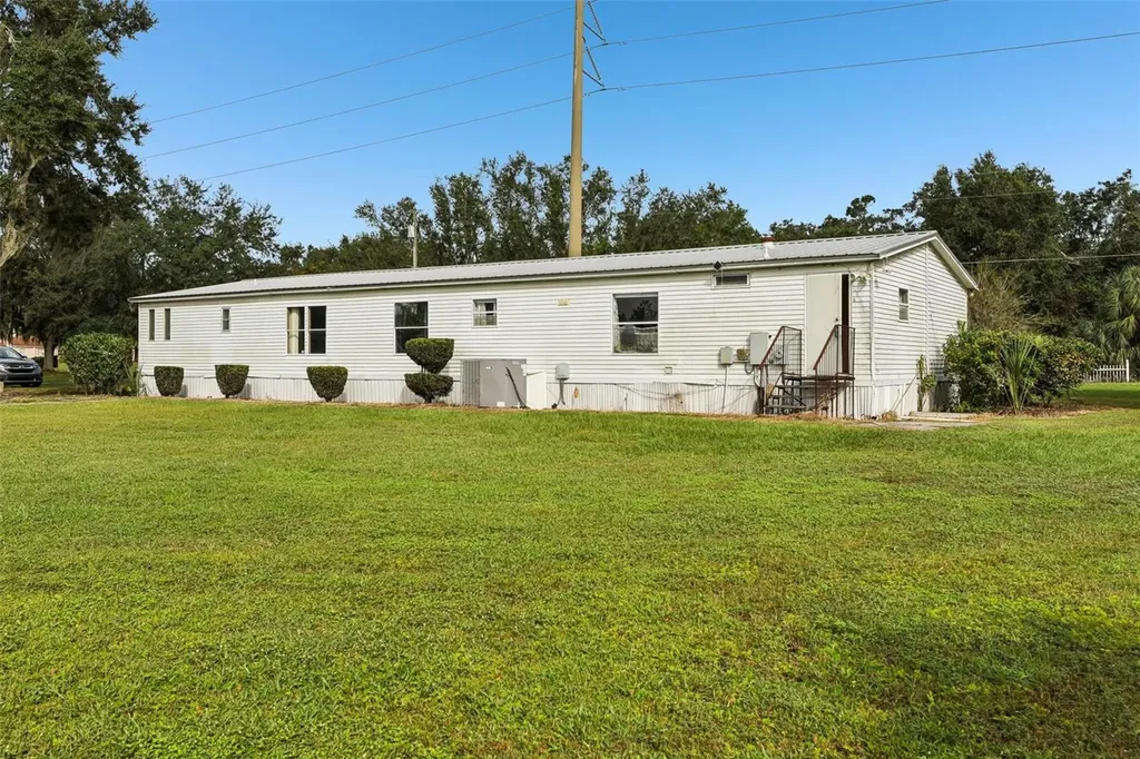 1832 Jones Drive Leesburg FL 34748