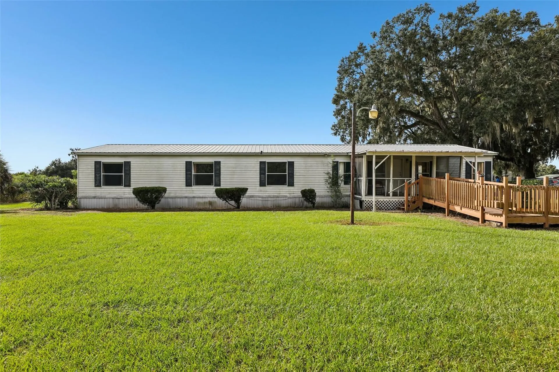 1832 Jones Drive Leesburg FL 34748