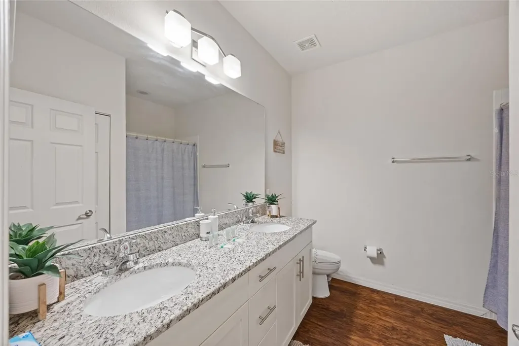 8945 Shine Drive Kissimmee FL 34747