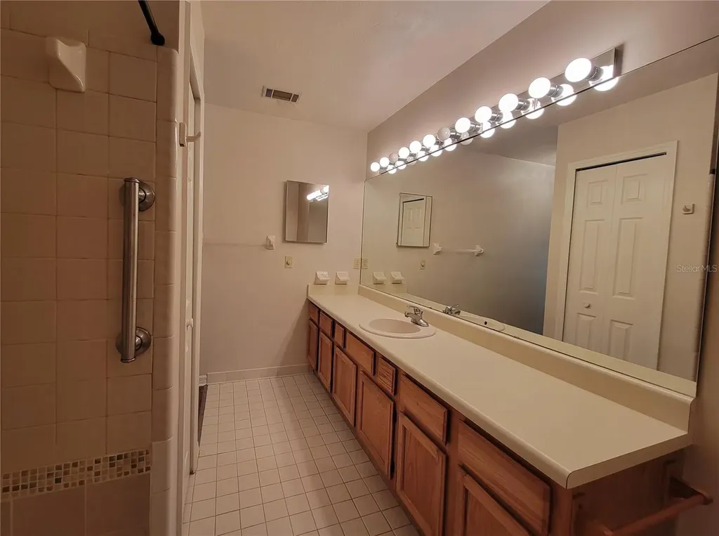 415 NW 50th Boulevard Gainesville FL 32607