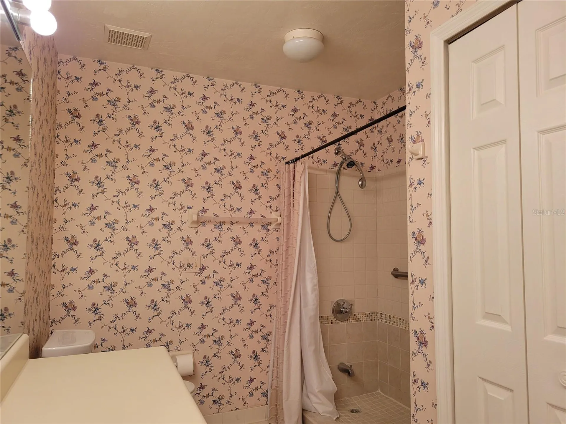 415 NW 50th Boulevard Gainesville FL 32607