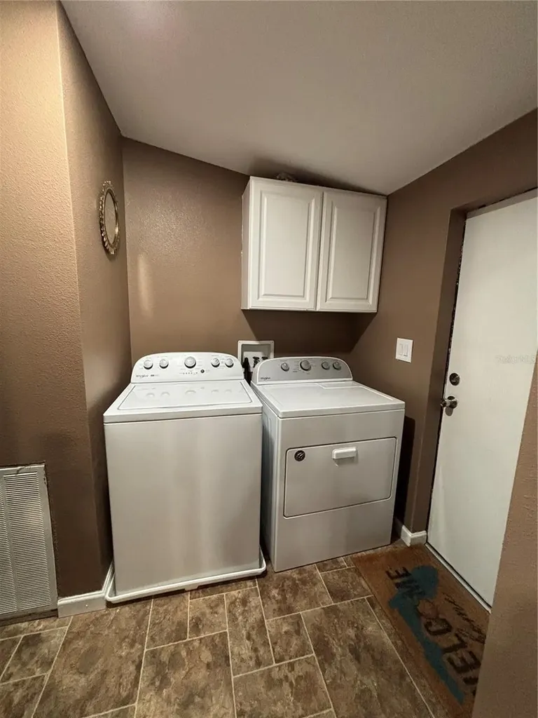 15299 N Us Highway 441 Reddick FL 32686