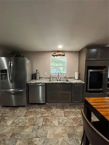 15299 N Us Highway 441 Reddick FL 32686
