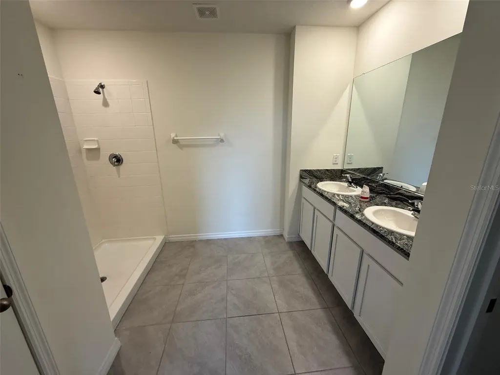 17039 Oval Rum Drive Wimauma FL 33598
