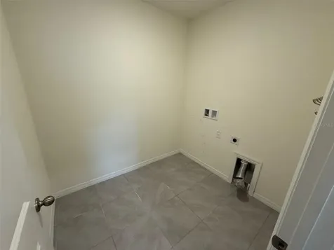 17039 Oval Rum Drive Wimauma FL 33598