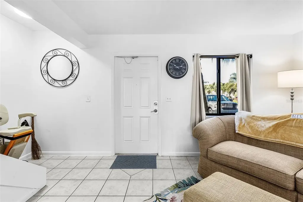 4903 Vincennes Street Cape Coral FL 33904
