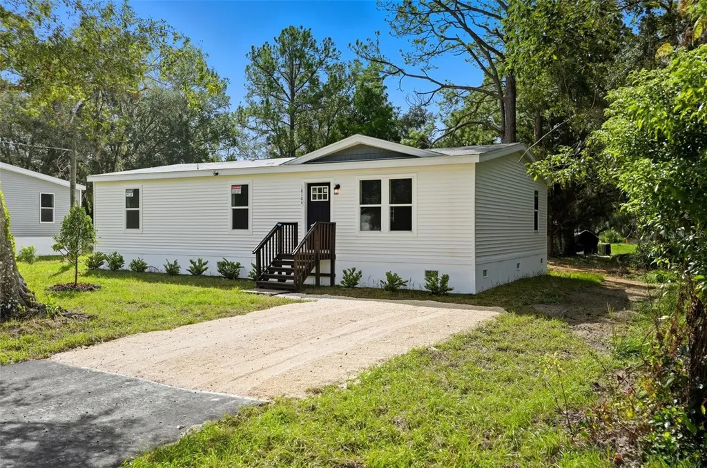 18104 Nicholas Avenue Brooksville FL 34604