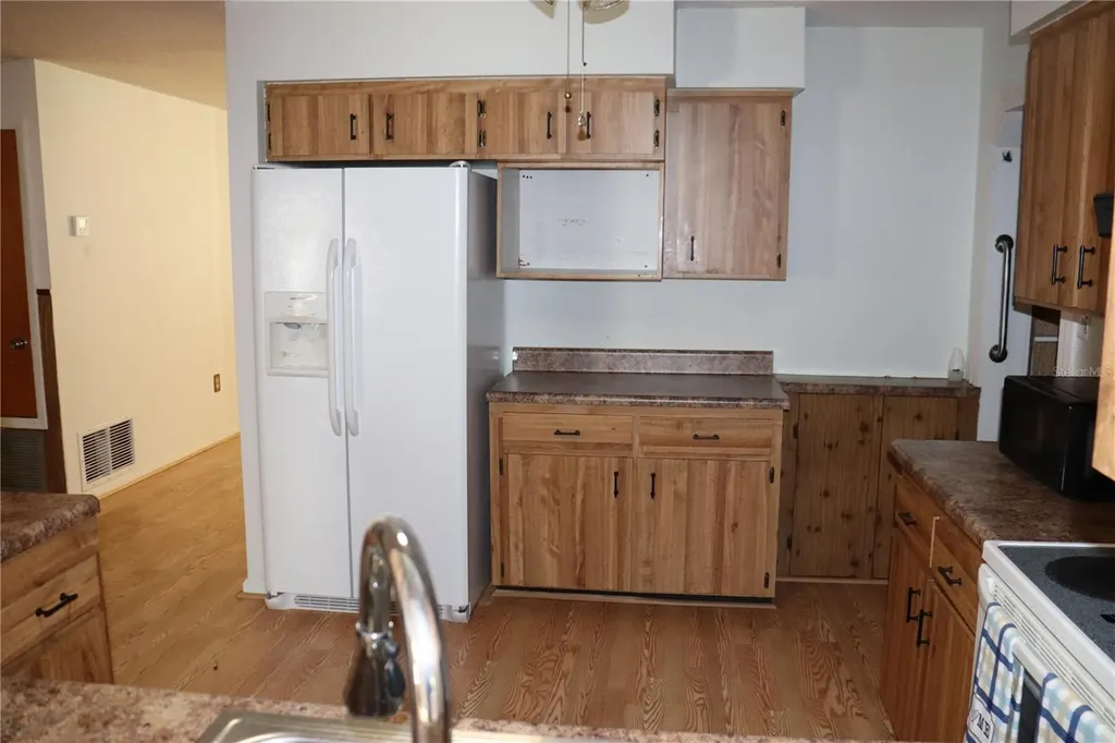1855 NE 23 Street Ocala FL 34470