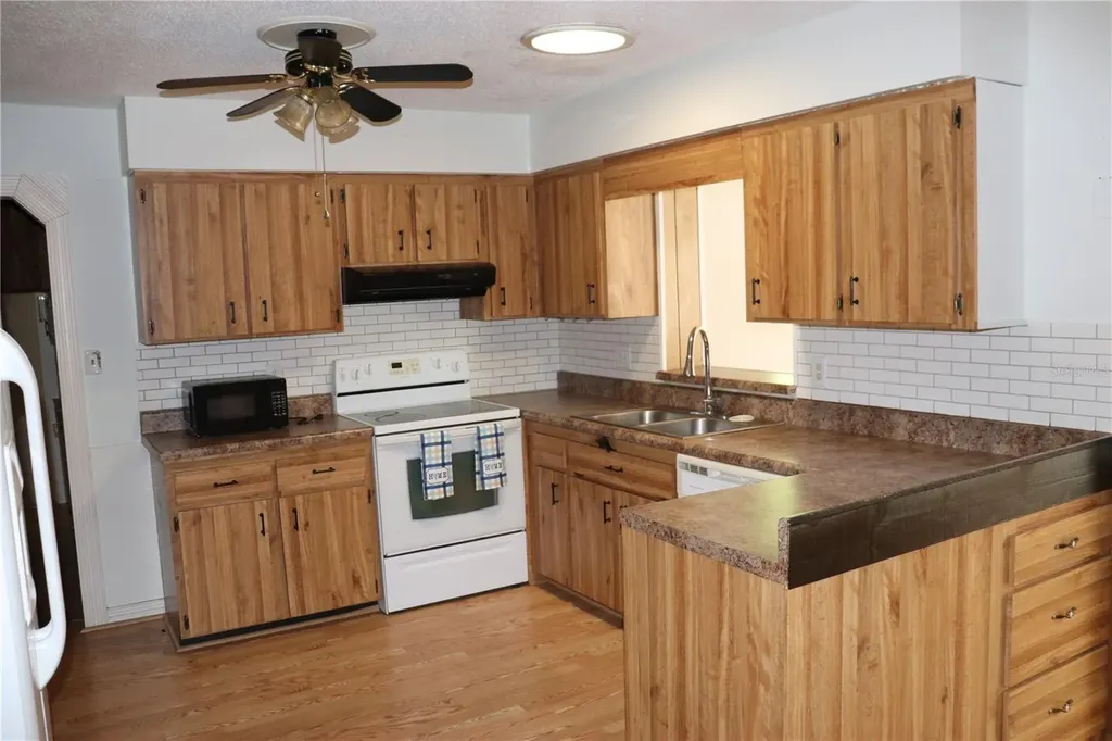 1855 NE 23 Street Ocala FL 34470