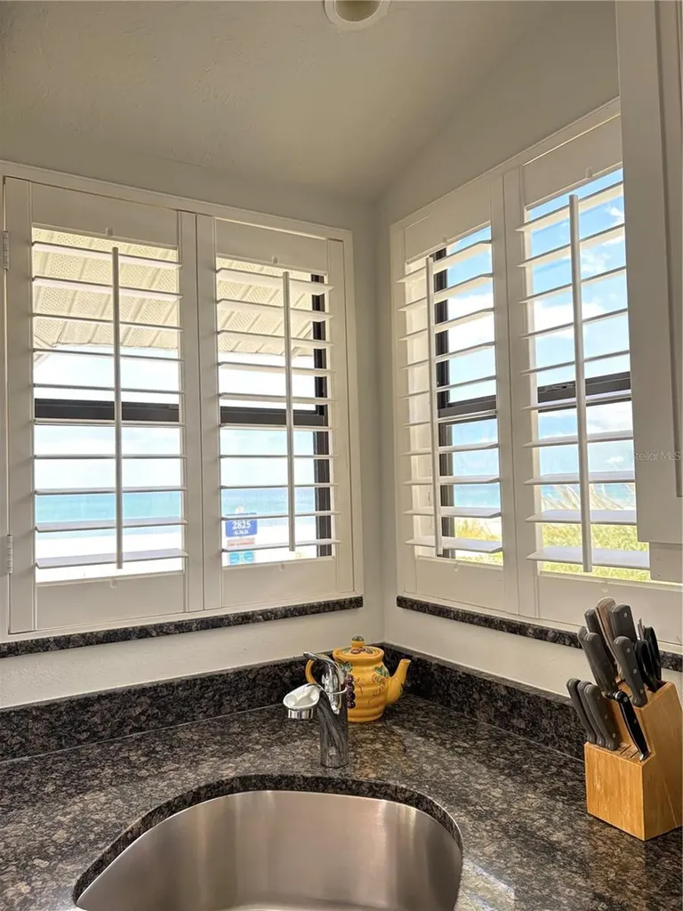 2823 Gulf Of Mexico Drive Longboat Key FL 34228
