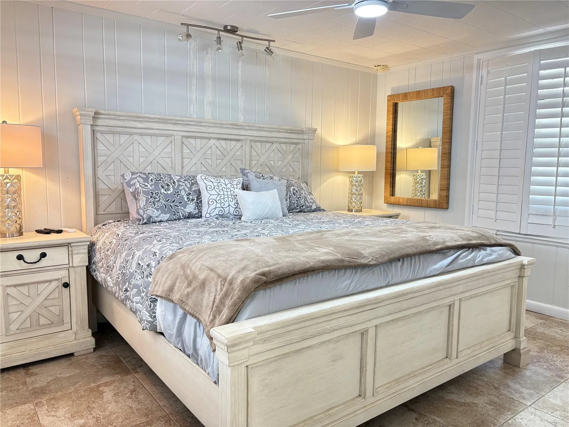 2823 Gulf Of Mexico Drive Longboat Key FL 34228