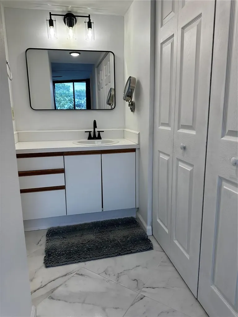 800 Cove Cay Drive Clearwater FL 33760